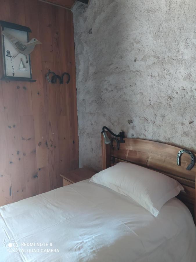 Le Saloon Hotell Chazey-sur-Ain Eksteriør bilde